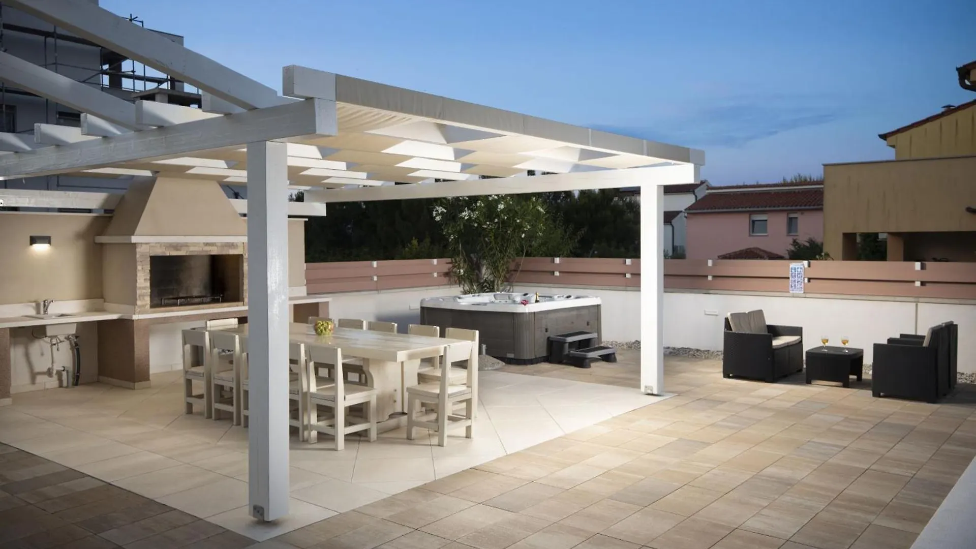 Villa Olivia - New And Modern House With Pool, Souna, Jacuzzi & Playground, Liznjan - Istra Horvátország