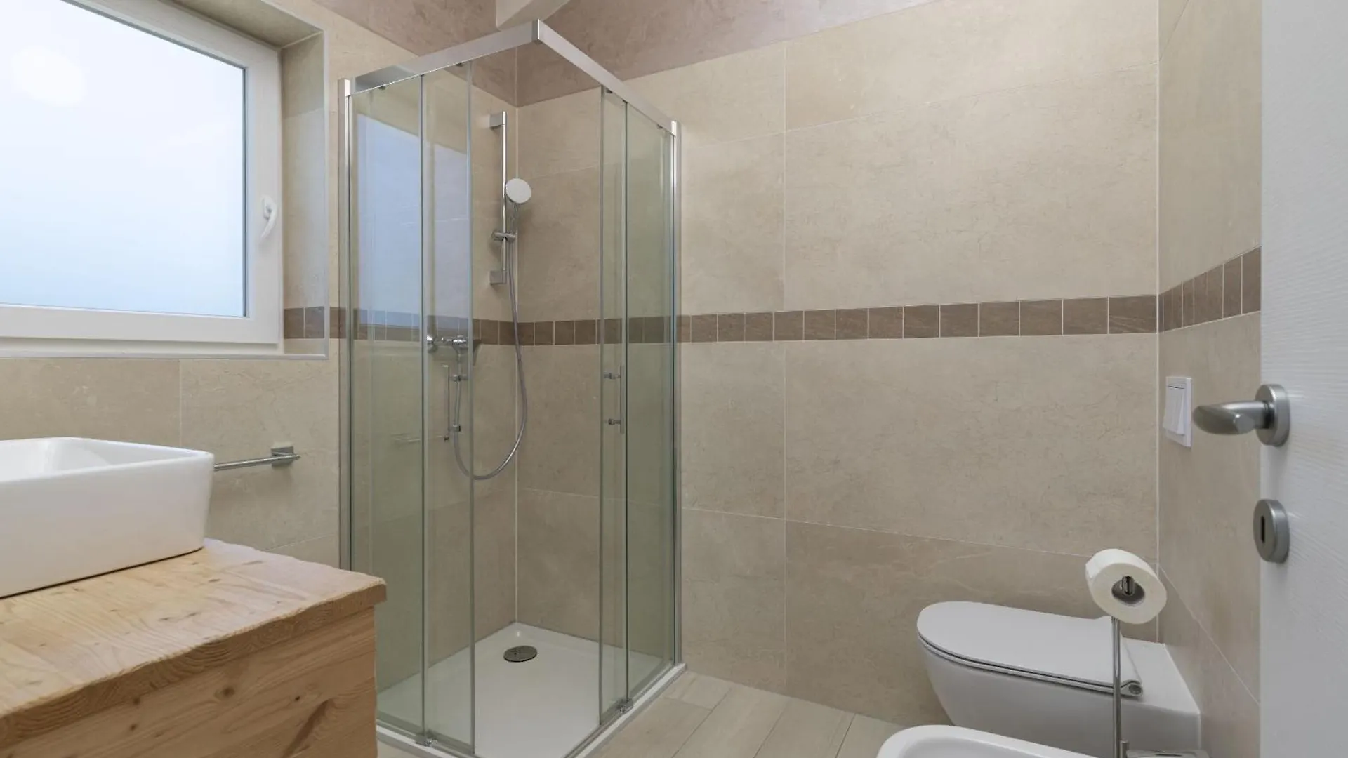 Villa Olivia - New And Modern House With Pool, Souna, Jacuzzi & Playground, Liznjan - Istra