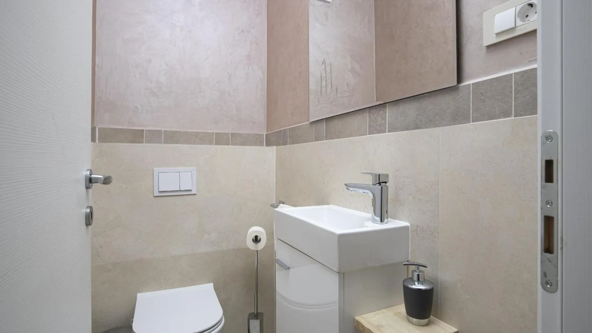 Villa Olivia - New And Modern House With Pool, Souna, Jacuzzi & Playground, Liznjan - Istra 0*,