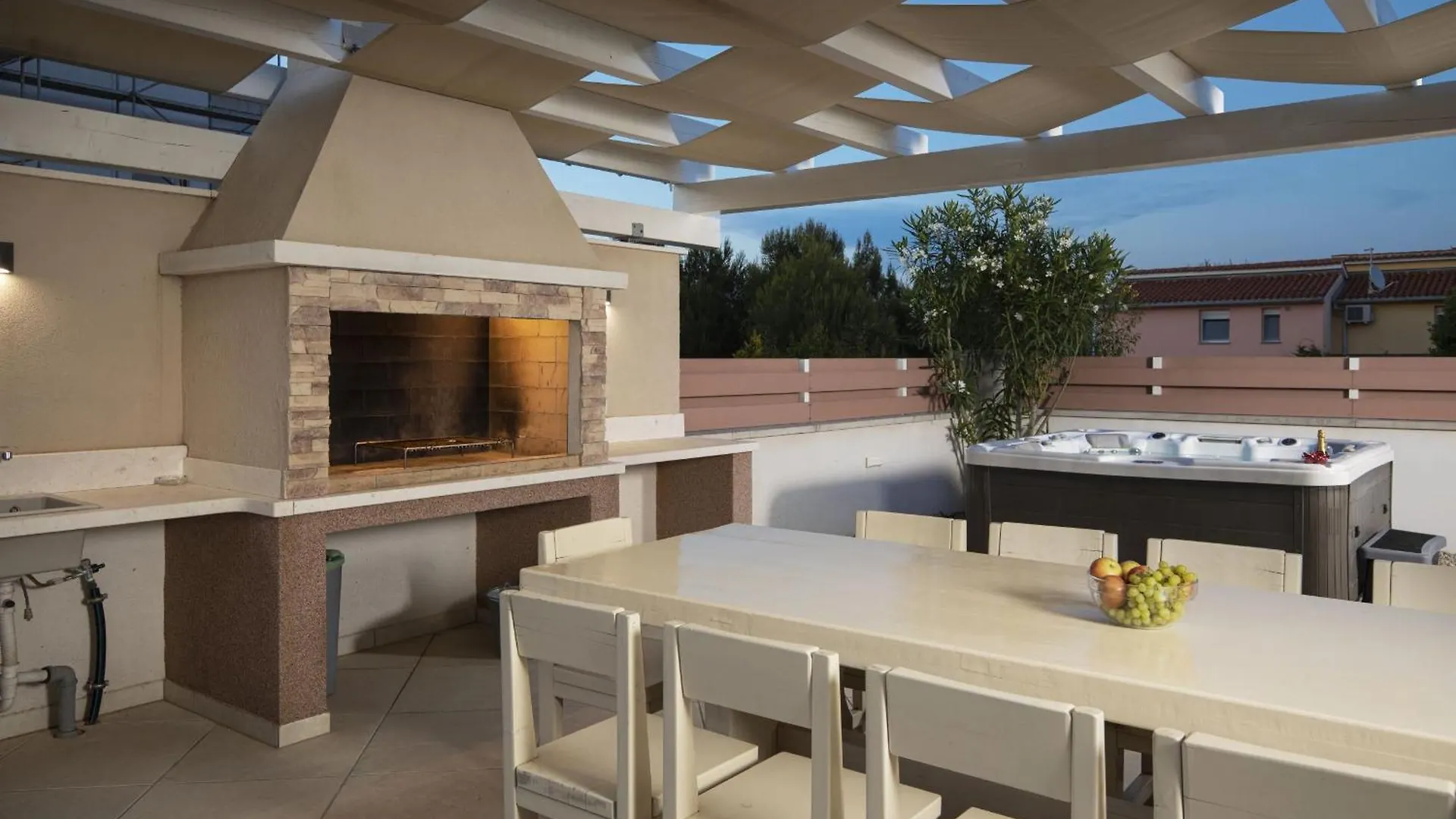 Villa Olivia - New And Modern House With Pool, Souna, Jacuzzi & Playground, Liznjan - Istra 0*,  Horvátország